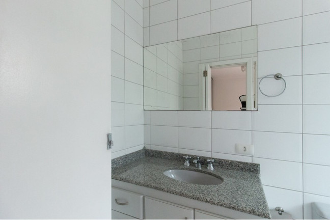 Imagem Casa com 4 Quartos à Venda, 118 m² em Bosque Da Saúde - São Paulo Imagem Casa com 4 Quartos à Venda, 118 m² em Bosque Da Saúde - São Paulo