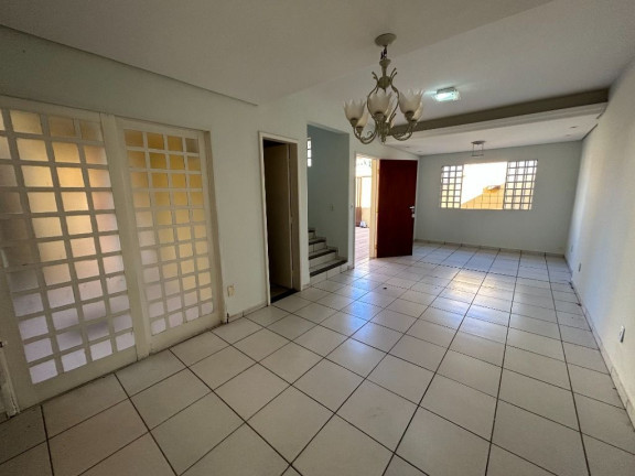 Imagem Sobrado com 3 Quartos à Venda, 146 m² em Jardim Santo Antonio - Goiânia Imagem Sobrado com 3 Quartos à Venda, 146 m² em Jardim Santo Antonio - Goiânia