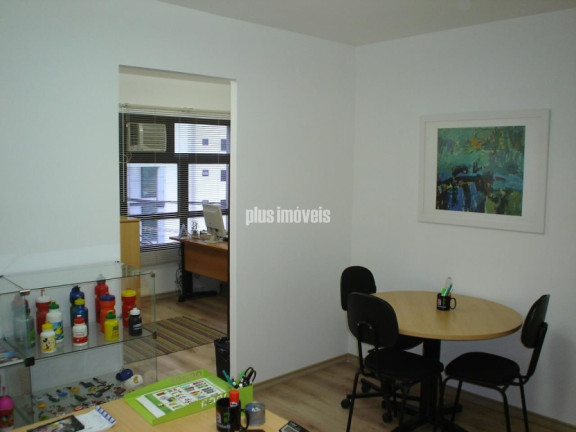 Imagem Imóvel Comercial à Venda ou Locação, 32 m² em Vila Olímpia - São Paulo Imagem Imóvel Comercial à Venda ou Locação, 32 m² em Vila Olímpia - São Paulo
