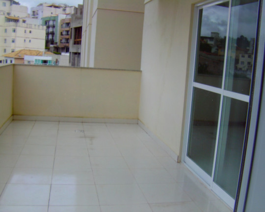 Imagem Imóvel com 2 Quartos à Venda, 70 m² em Jardim Laranjeiras - Juiz De Fora