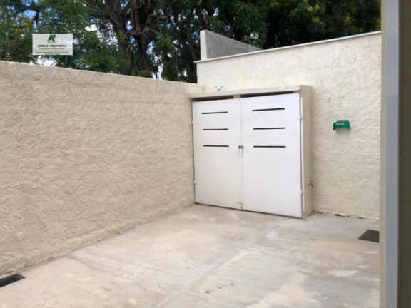 Imagem Casa de Condomínio com 3 Quartos à Venda, 274 m² em Vila Borghesi - São Roque