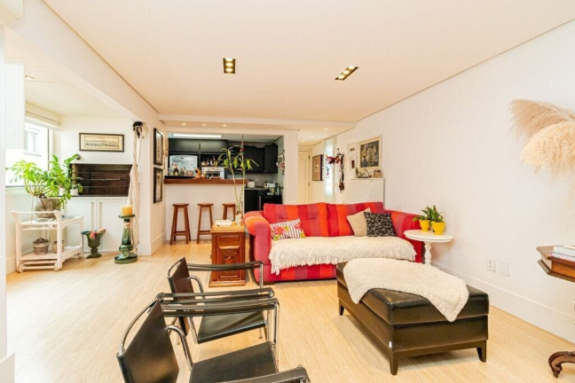 Imagem Apartamento com 3 Quartos à Venda, 114 m² em Higienópolis - Porto Alegre Imagem Apartamento com 3 Quartos à Venda, 114 m² em Higienópolis - Porto Alegre
