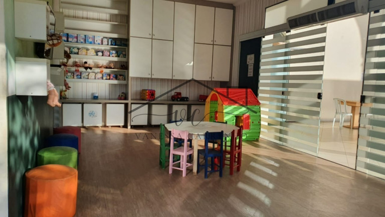 Imagem Sobrado com 3 Quartos à Venda, 244 m² em Condomínio Ibiti Royal - Sorocaba Imagem Sobrado com 3 Quartos à Venda, 244 m² em Condomínio Ibiti Royal - Sorocaba