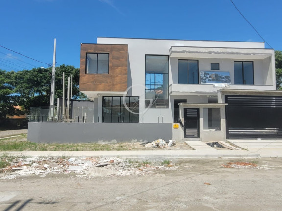 Imagem Sobrado com 3 Quartos à Venda, 194 m² em Leblon - Pontal Do Paraná