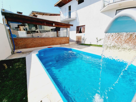 Imagem Casa com 3 Quartos à Venda, 320 m² em Campos Eliseos - Taubaté