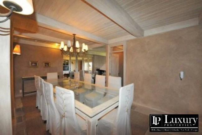 Imagem Casa com 6 Quartos à Venda, 400 m² em Capivari - Campos Do Jordão Imagem Casa com 6 Quartos à Venda, 400 m² em Capivari - Campos Do Jordão