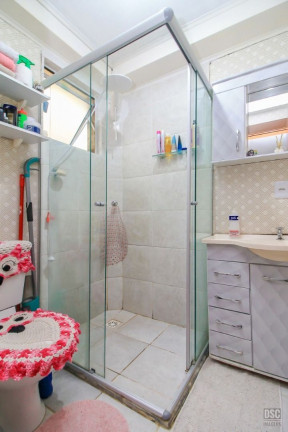 Imagem Imóvel com 2 Quartos à Venda, 43 m² em Vila Nova - Porto Alegre Imagem Imóvel com 2 Quartos à Venda, 43 m² em Vila Nova - Porto Alegre