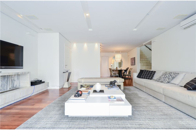 Imagem Imóvel com 3 Quartos à Venda, 270 m² em Vila Andrade - São Paulo Imagem Imóvel com 3 Quartos à Venda, 270 m² em Vila Andrade - São Paulo