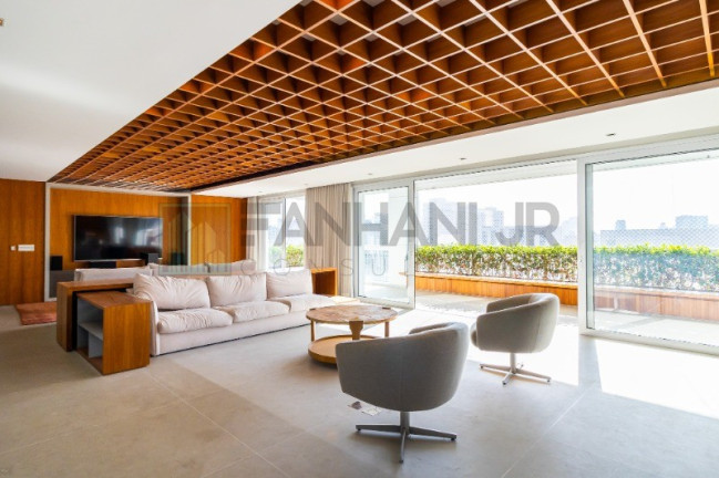Imagem Imóvel com 3 Quartos à Venda, 366 m² em Jardim Europa - São Paulo Imagem Imóvel com 3 Quartos à Venda, 366 m² em Jardim Europa - São Paulo