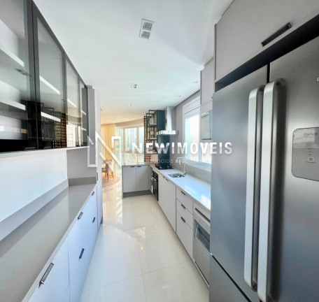 Imagem Apartamento com 4 Quartos à Venda, 132 m² em Centro - Balneário Camboriú Imagem Apartamento com 4 Quartos à Venda, 132 m² em Centro - Balneário Camboriú