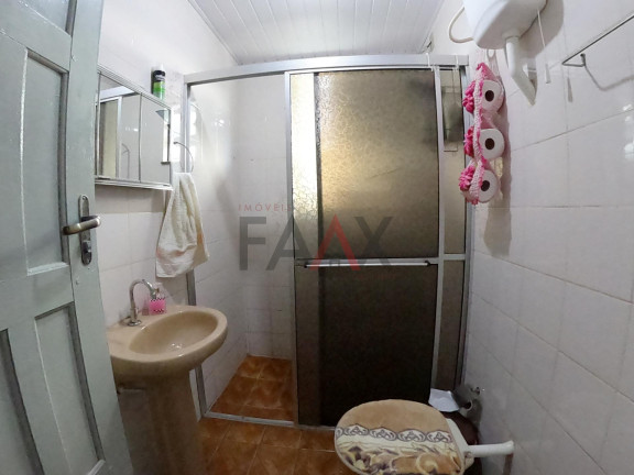 Imagem Casa com 4 Quartos à Venda, 120 m² em Santa Cruz - Guarapuava Imagem Casa com 4 Quartos à Venda, 120 m² em Santa Cruz - Guarapuava