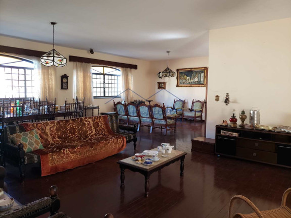 Imagem Casa com 3 Quartos à Venda, 1.128 m² em Cidade Jardim - Pirassununga Imagem Casa com 3 Quartos à Venda, 1.128 m² em Cidade Jardim - Pirassununga