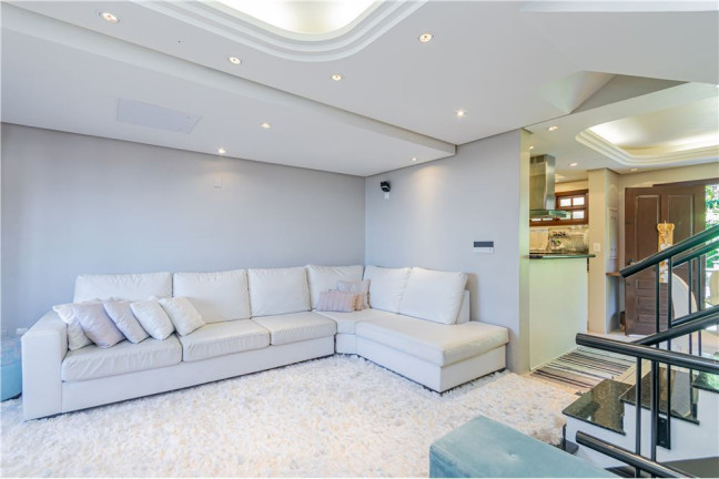 Imagem Casa com 3 Quartos à Venda, 171 m² em Tristeza - Porto Alegre Imagem Casa com 3 Quartos à Venda, 171 m² em Tristeza - Porto Alegre