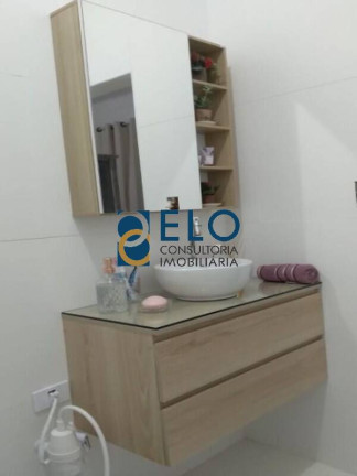 Imagem Casa com 2 Quartos à Venda, 82 m² em Marapé - Santos