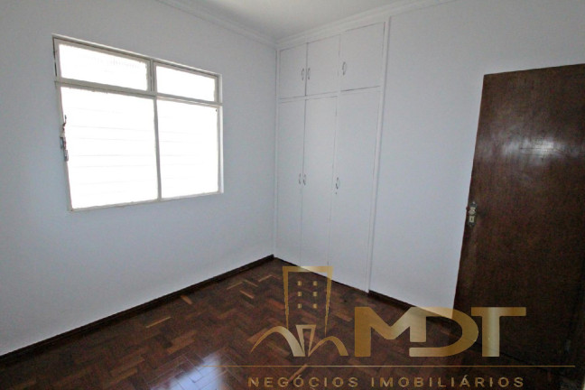 Imagem Casa com 4 Quartos à Venda, 141 m² em Itapoã - Belo Horizonte Imagem Casa com 4 Quartos à Venda, 141 m² em Itapoã - Belo Horizonte