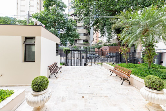 Imagem Imóvel com 2 Quartos à Venda, 57 m² em Moema - São Paulo