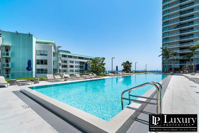 Imagem Apartamento com 3 Quartos à Venda, 200 m² em Miami Design District - Miami Imagem Apartamento com 3 Quartos à Venda, 200 m² em Miami Design District - Miami