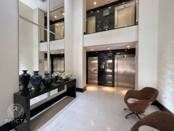 Imagem Apartamento com 3 Quartos à Venda, 136 m² em Centro - Balneário Camboriú