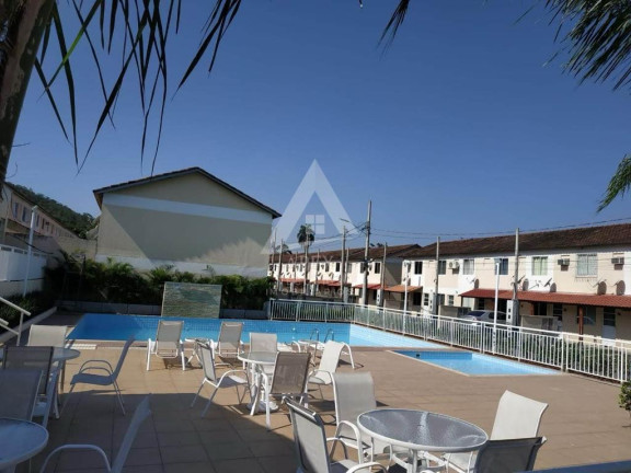 Imagem Casa com 2 Quartos à Venda, 62 m² em Guaratiba