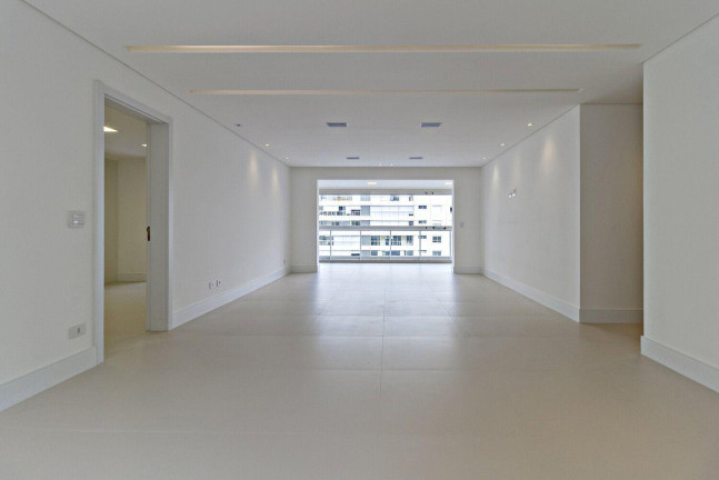 Imagem Apartamento com 3 Quartos para Alugar, 158 m² em água Verde - Curitiba Imagem Apartamento com 3 Quartos para Alugar, 158 m² em água Verde - Curitiba