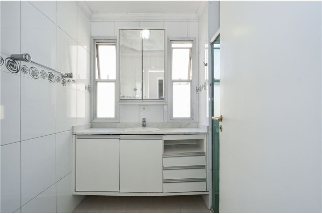 Imagem Apartamento com 2 Quartos à Venda, 90 m² em Campo Belo - São Paulo