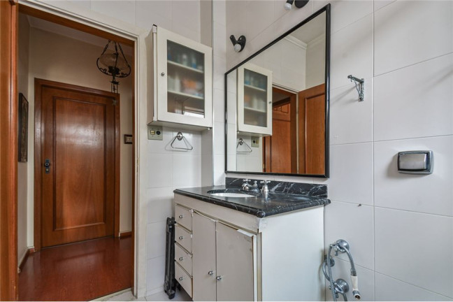 Imagem Imóvel com 2 Quartos à Venda, em Paraíso - São Paulo Imagem Imóvel com 2 Quartos à Venda, em Paraíso - São Paulo