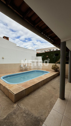 Imagem Casa com 3 Quartos para Alugar, 140 m² em Km 2 - Petrolina Imagem Casa com 3 Quartos para Alugar, 140 m² em Km 2 - Petrolina