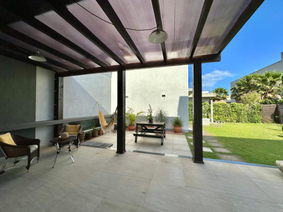 Imagem Casa com 3 Quartos à Venda, 151 m² em Atlantida Sul - Capao Da Canoa Imagem Casa com 3 Quartos à Venda, 151 m² em Atlantida Sul - Capao Da Canoa