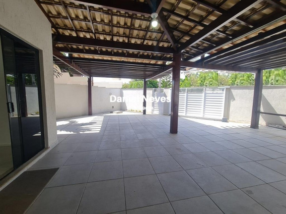 Imagem Casa de Condomínio com 4 Quartos à Venda, 270 m² em Buraquinho - Lauro De Freitas Imagem Casa de Condomínio com 4 Quartos à Venda, 270 m² em Buraquinho - Lauro De Freitas