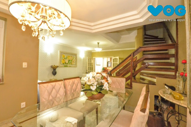 Imagem Casa com 4 Quartos à Venda, 220 m² em Centro Histórico - Porto Alegre