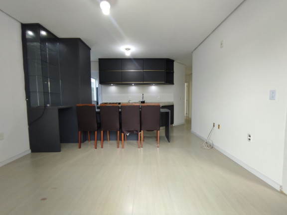 Apartamento com 2 Quartos à Venda, 68 m² em Potecas - São José