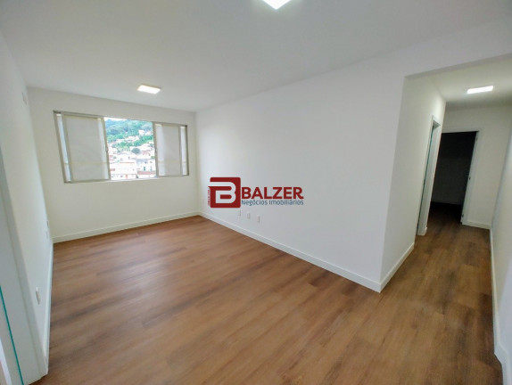 Imagem Apartamento com 2 Quartos à Venda, 94 m² em Centro - Florianópolis Imagem Apartamento com 2 Quartos à Venda, 94 m² em Centro - Florianópolis