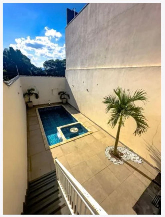 Imagem Casa com 2 Quartos à Venda, 96 m² em Perobal - Arujá Imagem Casa com 2 Quartos à Venda, 96 m² em Perobal - Arujá