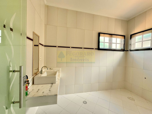 Sobrado com 3 Quartos à Venda, 201 m² em Jardim Britânia - Caraguatatuba