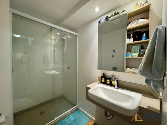 Imagem Apartamento com 2 Quartos à Venda, 61 m² em Centro - Florianópolis Imagem Apartamento com 2 Quartos à Venda, 61 m² em Centro - Florianópolis