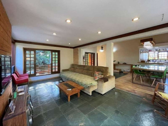 Imagem Casa com 4 Quartos à Venda, 262 m² em Chácara Dos Junqueiras - Carapicuíba Imagem Casa com 4 Quartos à Venda, 262 m² em Chácara Dos Junqueiras - Carapicuíba