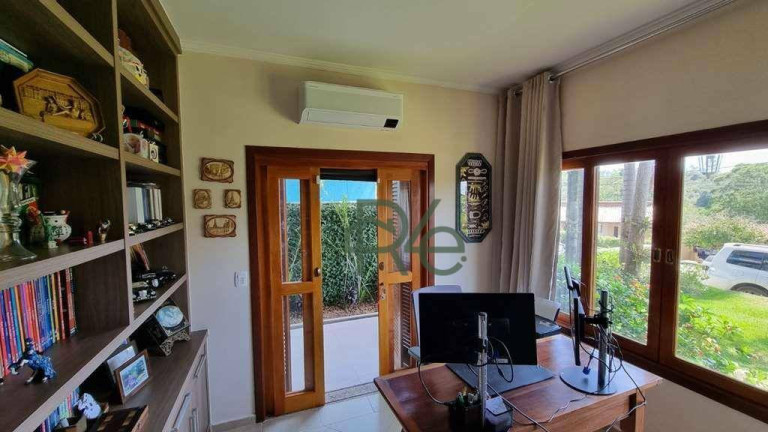 Imagem Casa com 4 Quartos à Venda, 380 m² em Parque Das Artes - Embu Das Artes Imagem Casa com 4 Quartos à Venda, 380 m² em Parque Das Artes - Embu Das Artes