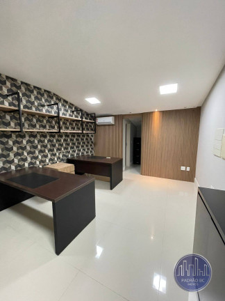 Imagem Sala Comercial para Alugar, 59 m² em Centro - Balneário Camboriú Imagem Sala Comercial para Alugar, 59 m² em Centro - Balneário Camboriú