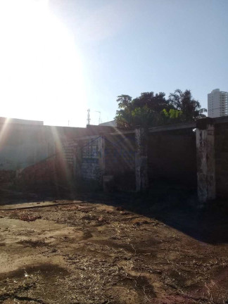 Imagem Terreno à Venda, 787 m² em Centro - Pirassununga