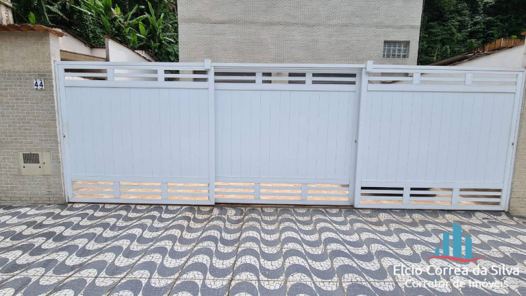 Imagem Casa com 4 Quartos à Venda, 300 m² em Jabaquara - Santos Imagem Casa com 4 Quartos à Venda, 300 m² em Jabaquara - Santos