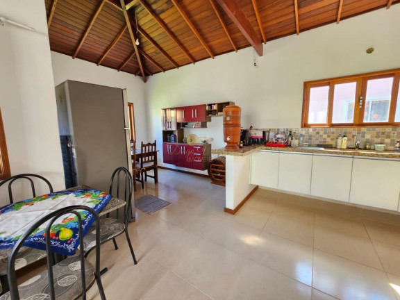 Imagem Casa com 3 Quartos à Venda, 300 m² em Vargem Grande - Teresópolis Imagem Casa com 3 Quartos à Venda, 300 m² em Vargem Grande - Teresópolis