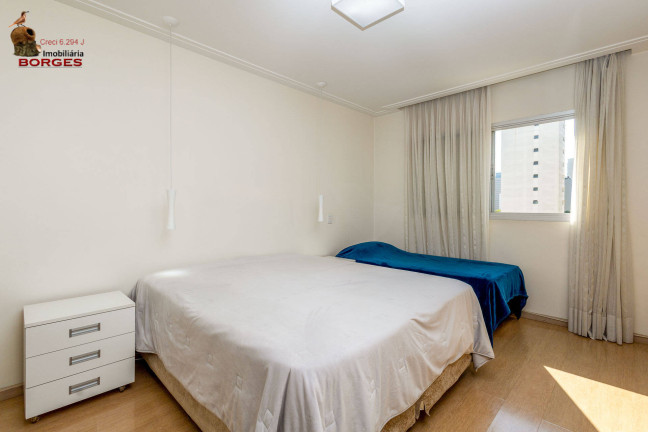 Imagem Apartamento com 4 Quartos à Venda, 196 m² em Moema - São Paulo