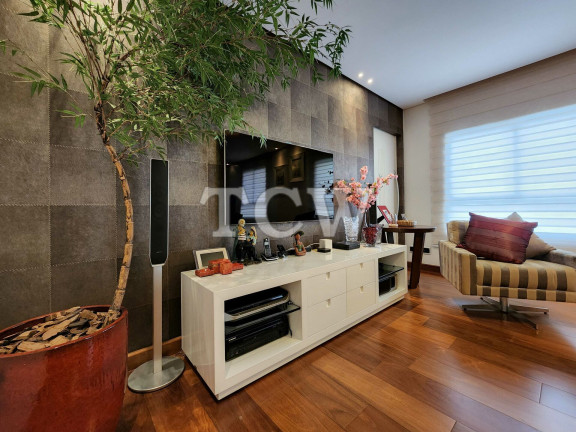 Imagem Apartamento com 4 Quartos à Venda, 210 m² em Vila Olímpia - São Paulo Imagem Apartamento com 4 Quartos à Venda, 210 m² em Vila Olímpia - São Paulo
