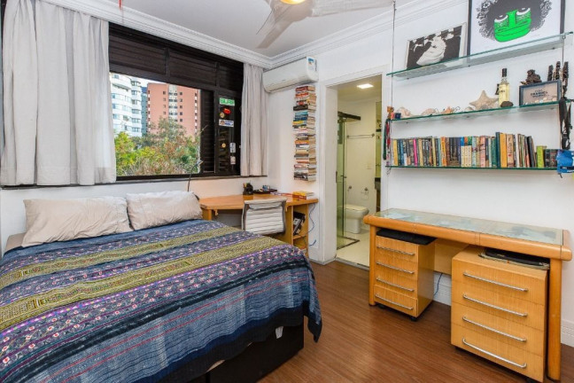 Imagem Apartamento com 4 Quartos à Venda, 236 m² em Real Parque - São Paulo Imagem Apartamento com 4 Quartos à Venda, 236 m² em Real Parque - São Paulo