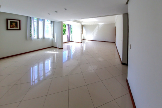 Imagem Apartamento com 4 Quartos à Venda, 160 m² em Chame-chame - Salvador Imagem Apartamento com 4 Quartos à Venda, 160 m² em Chame-chame - Salvador