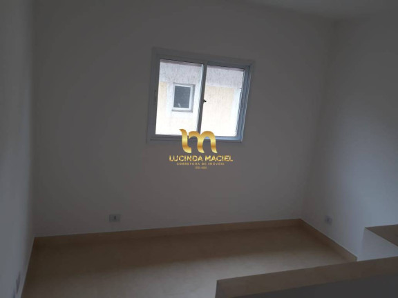 Casa com 2 Quartos à Venda, 48 m² em Antártica - Praia Grande