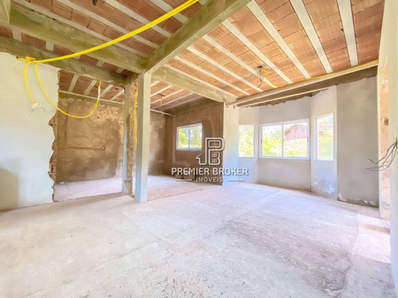 Imagem Casa com 3 Quartos à Venda, 430 m² em Albuquerque - Teresópolis Imagem Casa com 3 Quartos à Venda, 430 m² em Albuquerque - Teresópolis