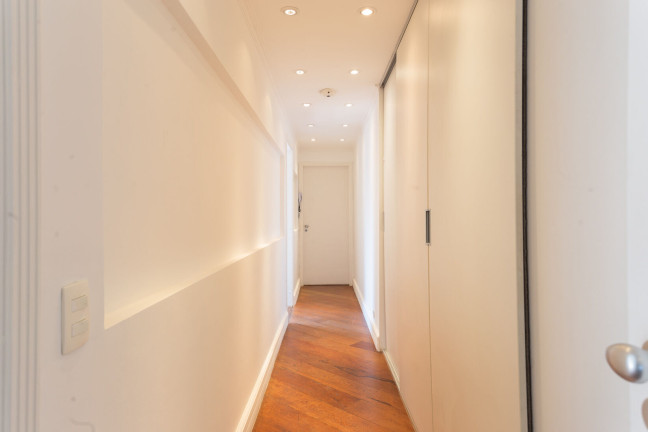 Imagem Apartamento com 3 Quartos à Venda, 206 m² em Vila Nova Conceição - São Paulo