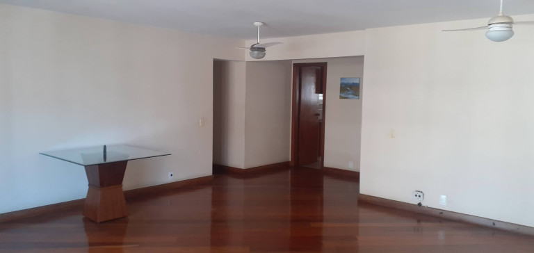 Imagem Imóvel com 4 Quartos à Venda, 181 m² em Icaraí - Niterói Imagem Imóvel com 4 Quartos à Venda, 181 m² em Icaraí - Niterói