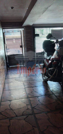 Imagem Sobrado com 3 Quartos à Venda, 220 m² em Parque Gerassi - Santo André